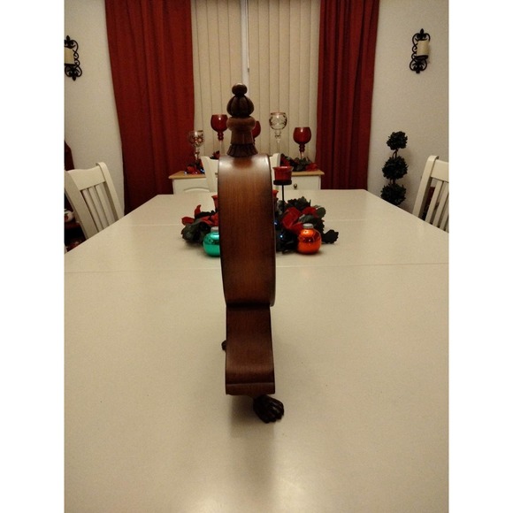 Whimsical wood mantel clock with feet - Picture 6 of 10